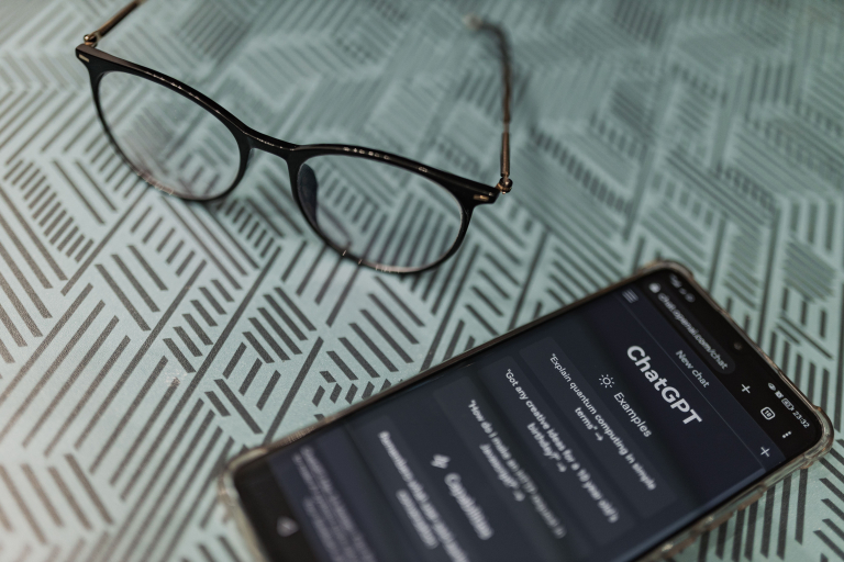AI membantu UMKM Indonesia mengembangkan bisnis digital