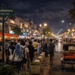 Suasana kawasan Malioboro di Yogyakarta sebagai destinasi utama dalam itinerary liburan 3 hari 2 malam.