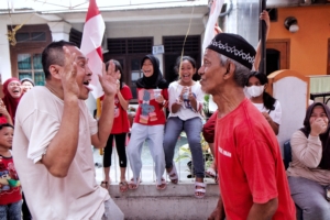 Kegiatan dan lomba 17 Agustus di lingkungan warga